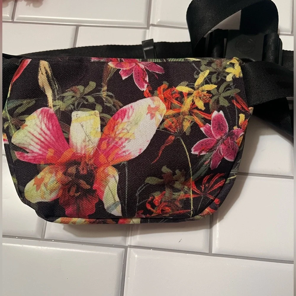 Herschel Floral Black Waist Bag